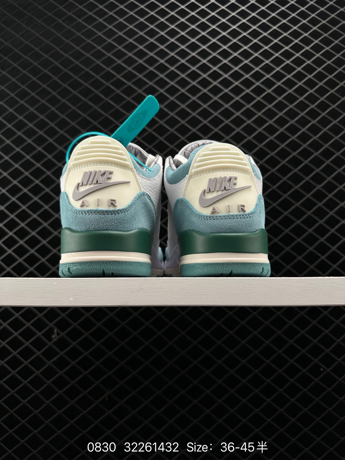 Air Jordan 3 Retro ”Hide and Sneak“